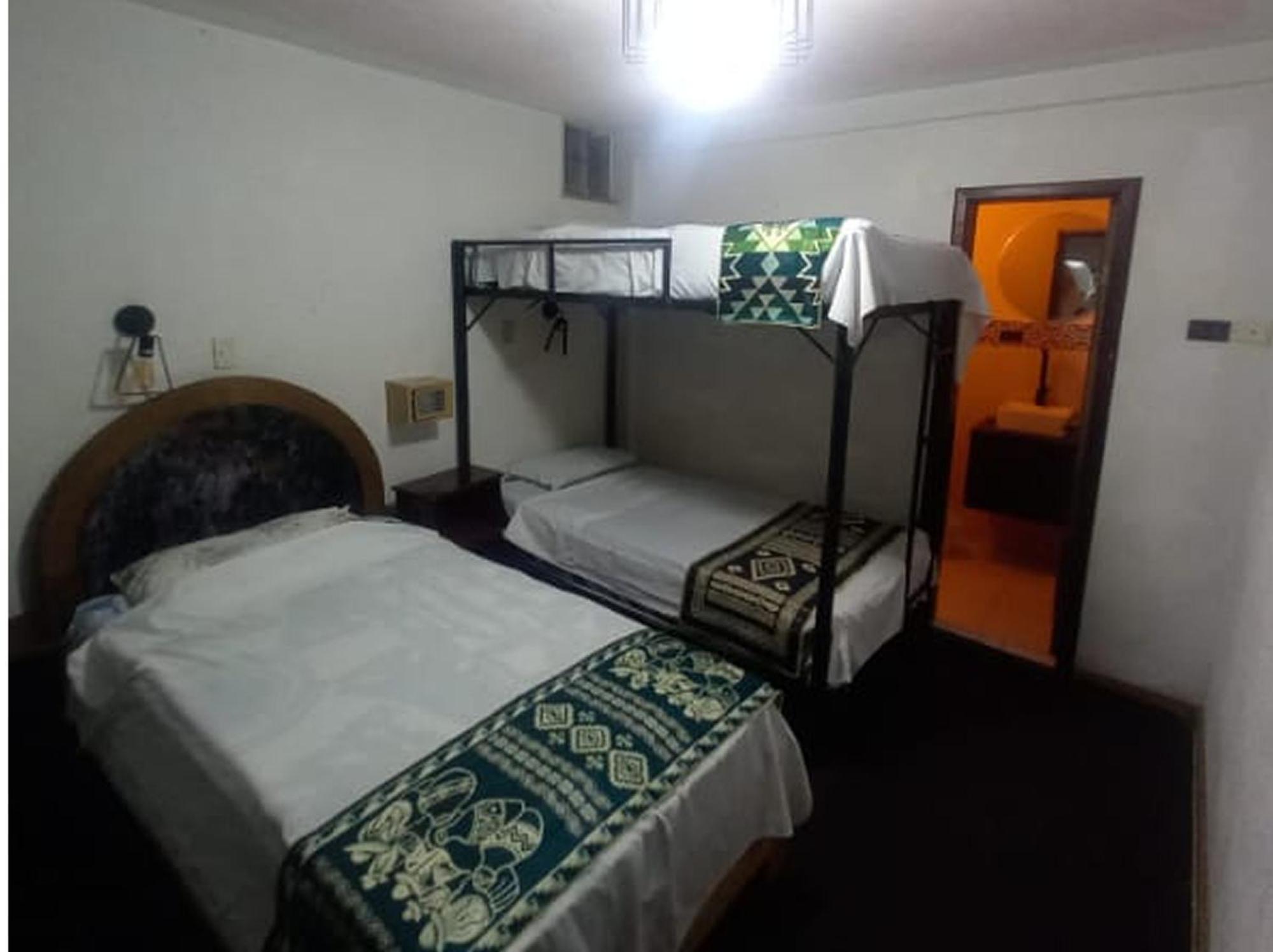Hotel Gh Plaza Riobamba Habitación foto